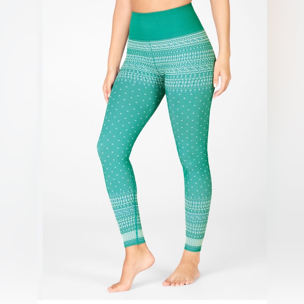 NWT - Fabletics High-Waisted Seamless Fair Isle Legging